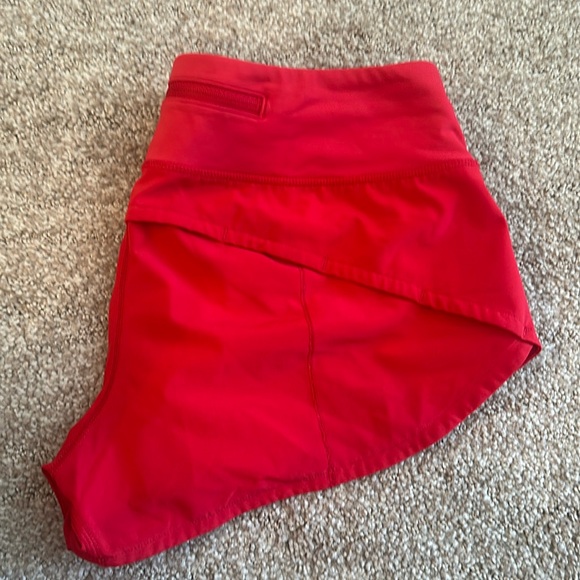 Lululemon- Speed Up shorts - Picture 1 of 2